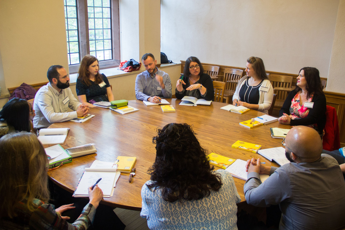 The national seminar on “Literature, Life Writing, and Identity” led by Jill Campbell, Professor of English at Yale University, May 2017.