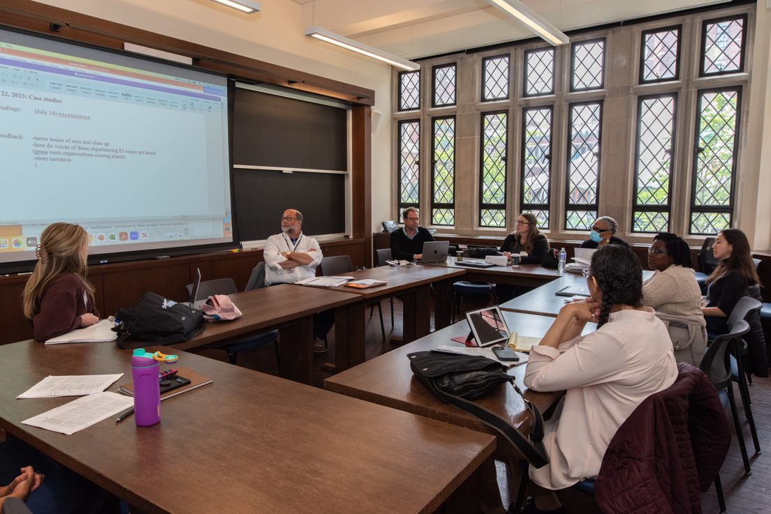 The national seminar on “Environmental Justice,” led by Jordan Peccia, Thomas E. Golden, Jr. Professor of Chemical and Environmental Engineering at Yale University, May 2023.