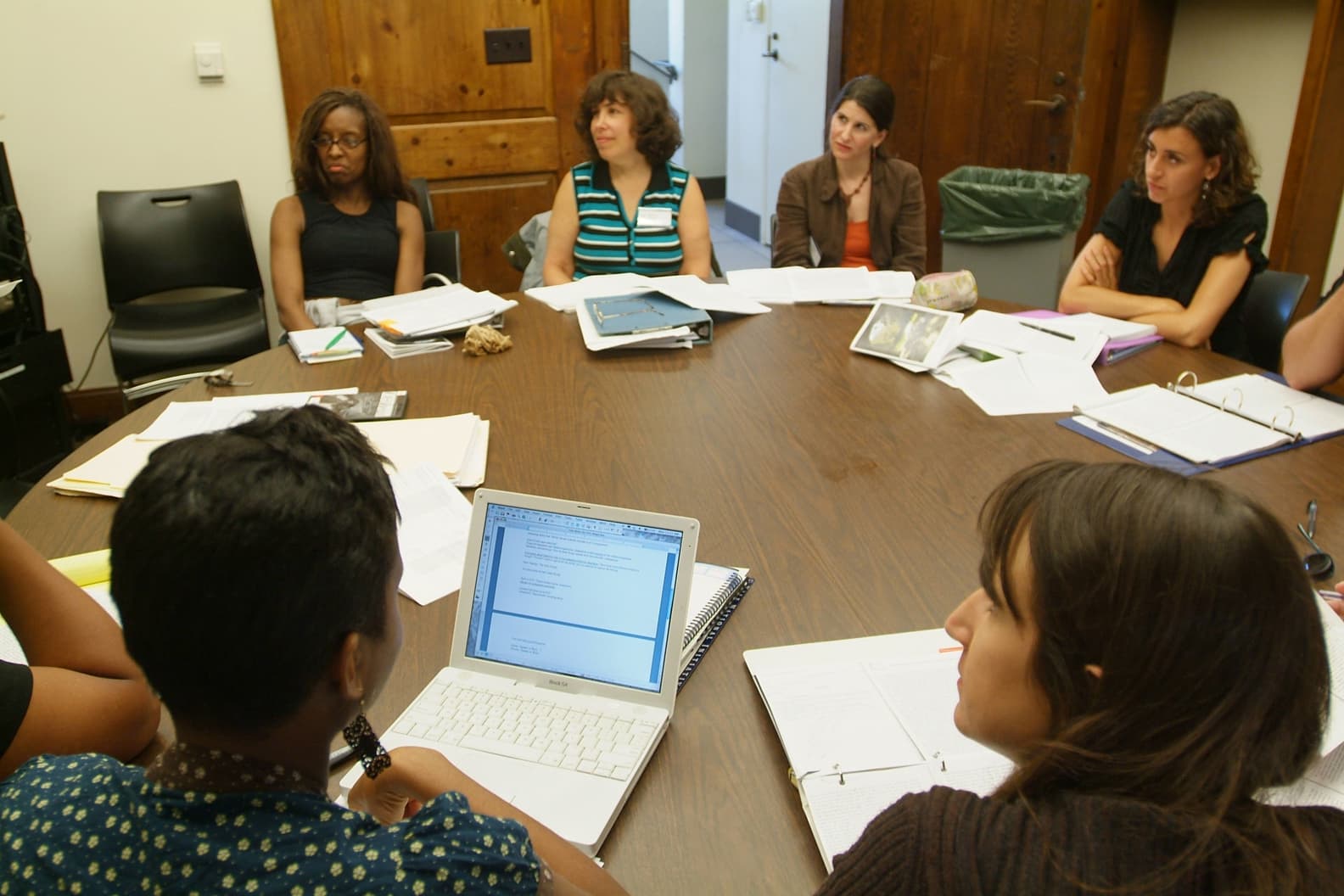 The national seminar on &quot;Adapting Literature,&quot; July 2007. (Clockwise from top left: National Fellows Sharon Ponder, Chicago; Deborah Samuel, Philadelphia; Clary W. Carleton, Richmond; Maria Cardalliaguet G?mez-M?laga, New Haven; Kristen Kurzawski, Pittsburgh; and Ane Nyoka Ebie-Mouton, Houston.)