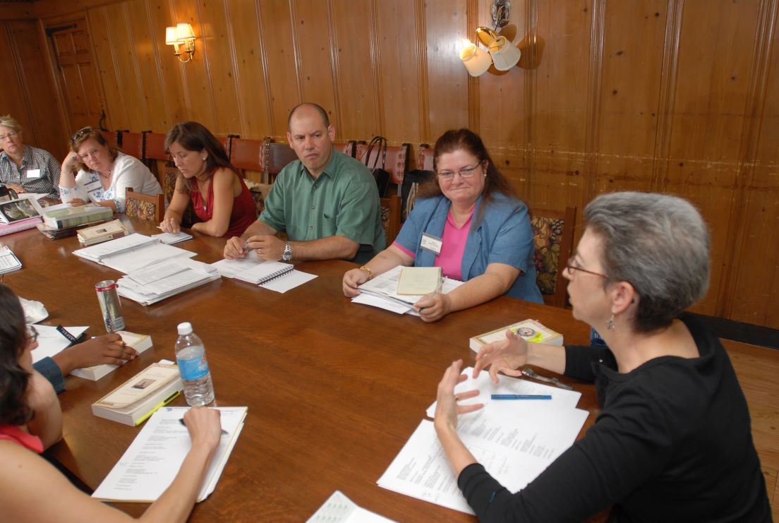 The national seminar on &quot;Maps and Mapmaking,&quot; July 2007. (Left to right: National Fellows Meredith Charlton Tilp, Santa Fe; Kimberly Turner, Richmond; Elizabeth R. Lasure, Charlotte; Ralph E. Russo, New Haven; Mayra Muller-Schmidt, Houston; and seminar leader Mary E. Miller.)