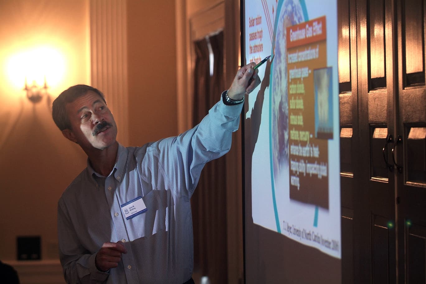 Talk by Gary W. Brudvig on &quot;Renewable Energy&quot; at the Intensive Session, July 2007.