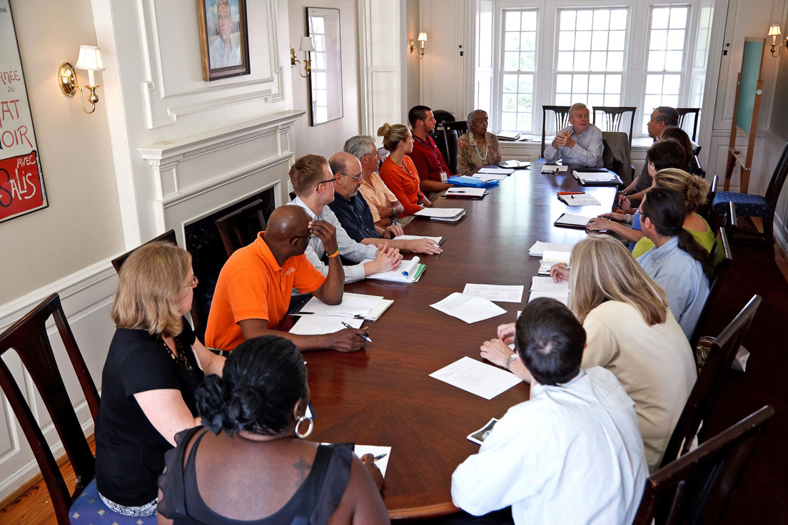 National Leadership meeting at the Intensive Session, July 2010. (Clockwise from bottom right: Stephanie L. Johnson, Pittsburgh; Connie Scercy Wood, Charlotte; Samuel A. Reed, Philadelphia; Brian Gillis, New Haven; Peter Conn, Vartan Gregorian Professor of English, University of Pennsylvania; seminar leader Paul H. Fry; director Molly Shaw, Charlotte; Jeffrey C. Joyce, Charlotte; director Helen S. Faison, Pittsburgh; James R. Vivian, director of the Yale National Initiative; director Alan J. Lee, Philadelphia; Maria Cardalliaguet G?mez-M?laga, New Haven; Karen S. Goldman, Associate Professor of Spanish and Cultural Studies, Chatham University; Ann M. Fox, Associate Professor of English, Davidson College; Eric J. Laurenson, Pittsburgh; seminar leader W. Mark Saltzman; and Rogers M. Smith, Professor of Political Science, University of Pennsylvania.)