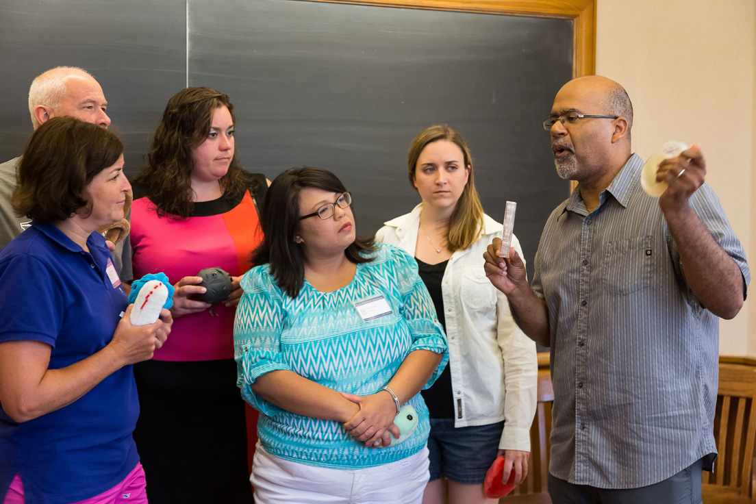 The national seminar on "Microbes Rule!" July 2014. (From left to right: National Fellows Phil Carver, Charlotte; Valerie J. Schwarz, Richmond; Maria Orton, Pittsburgh; Vanessa Vitug, San José; Kathleen Tysiak, Chicago; and seminar leader Paul E. Turner.)