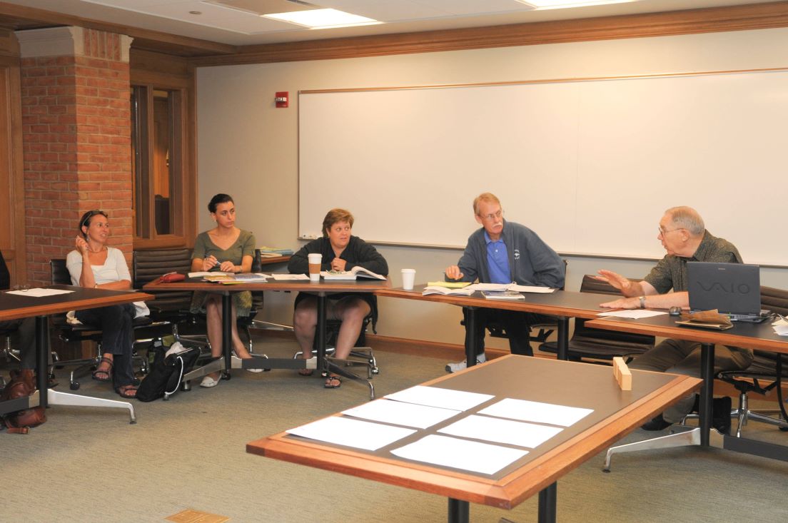 The national seminar on &quot;Bridges: The Art and Science for Community Connections,&quot; July 2008. (Left to right: National Fellows Joan Henderson, Santa Fe; Maria Cardalliaguet G?mez-M?laga, New Haven; Debra Blake Semmler, Charlotte; Kennan E. Girdner, Santa Fe; and seminar leader Martin D. Gehner.)