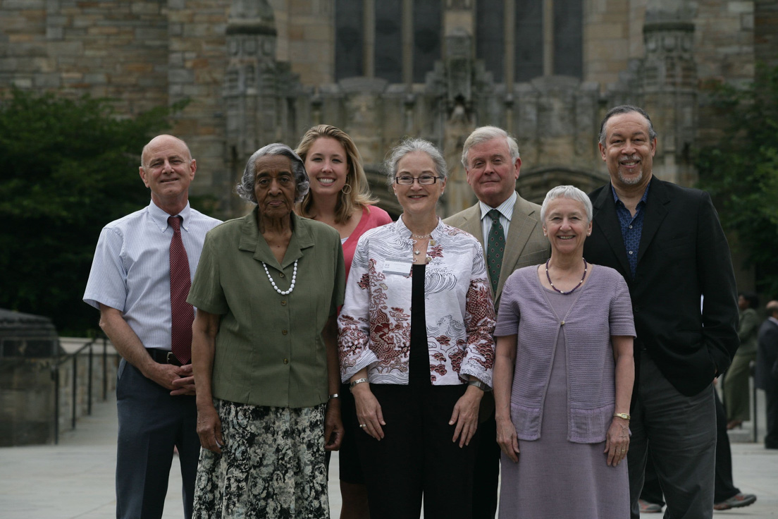 The Intensive Session, July 2009. (Left to right: Planning Director Raymond F. Theilacker, New Castle County; Helen S. Faison, Director of the Pittsburgh Teachers Institute; Planning Director Molly Shaw, Charlotte; Cynthia A. Freeland, Professor of Philosophy, University of Houston; James R. Vivian, Director of the Yale-New Haven Teachers Institute and Yale National Initiative; Planning Director Betsy Kean, San Francisco; and Alan J. Lee, Director of the Teachers Institute of Philadelphia.)