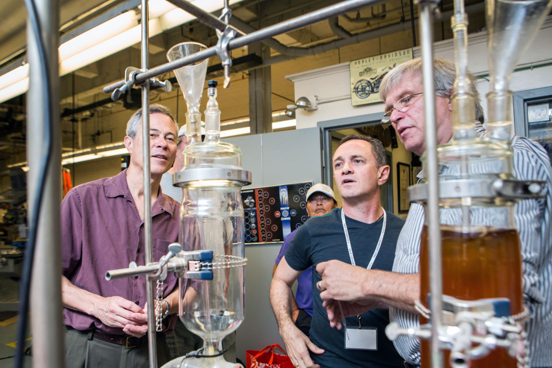 The national seminar on "Energy Sciences," July 2013. (From left to right: seminar leader Gary W. Brudvig; National Fellows Jolene R. Smith, Din&#233; Nation; Leonardo DeAndrade, Tulsa; and Machine Shop Instructor.)