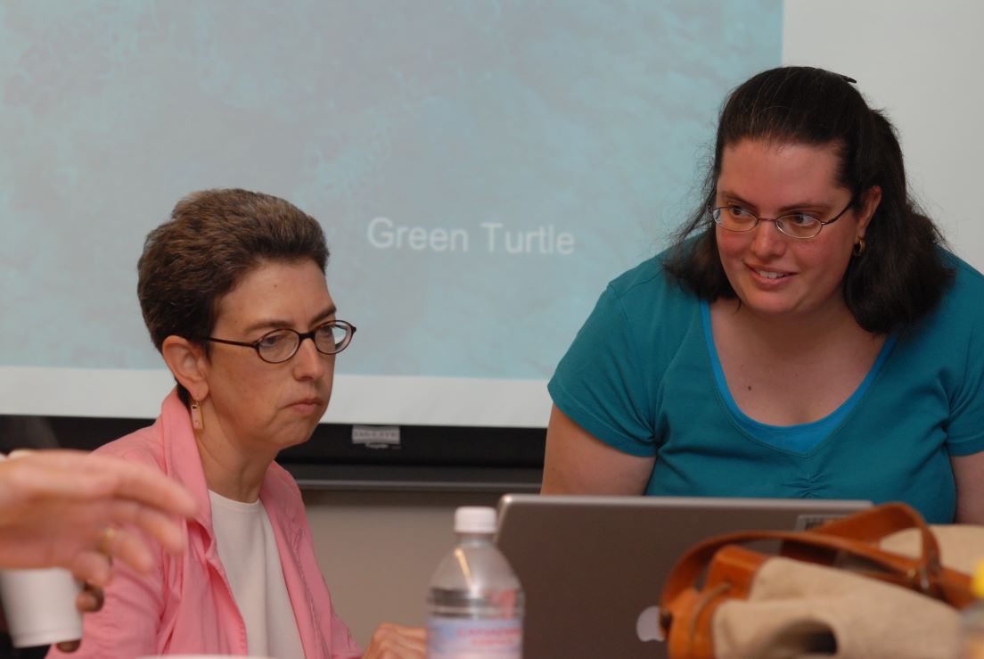 The national seminar on &quot;Native America: Understanding the Past through Things,&quot; July 2006. (Left to right: seminar leader Mary E. Miller and National Fellow Jennifer B. Esty, New Haven.)