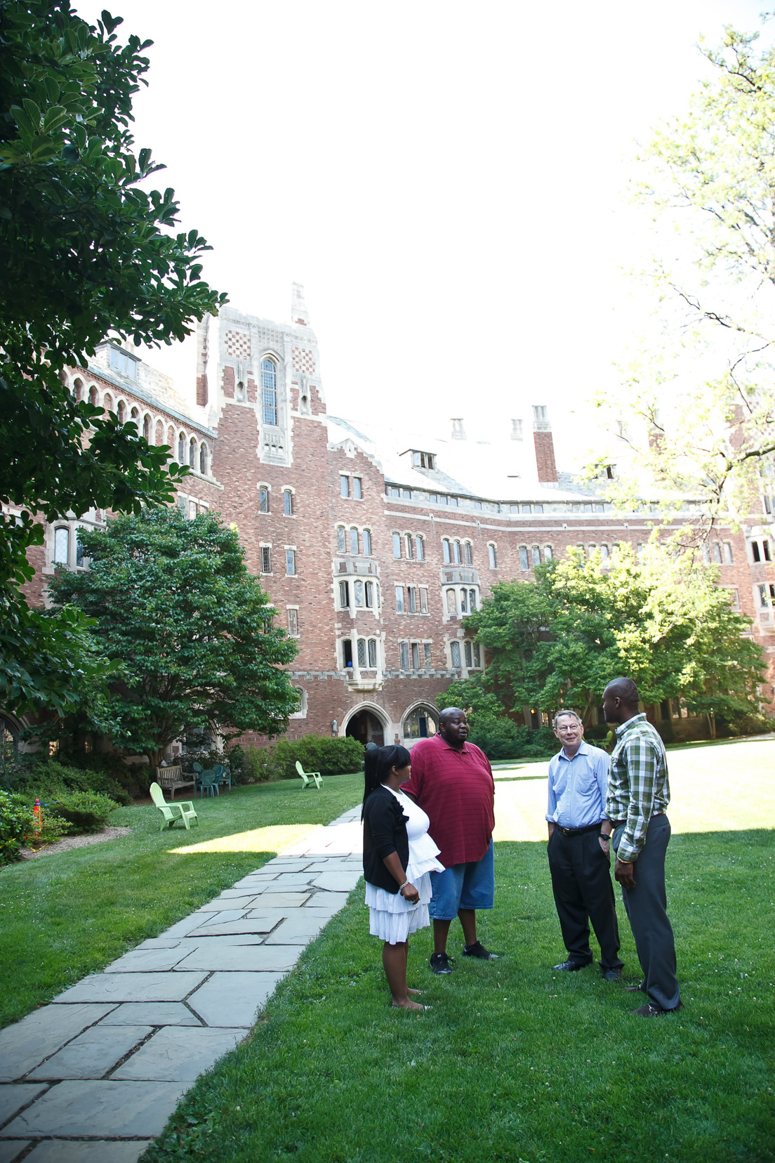 Richmond Team at the Intensive Session, July 2011. (Left to right:
National Fellows Amanda Davis-Holloway and Rodney Robinson;
Richard Fine, Professor of English, Virginia Commonwealth
University; and National Fellow Shamsu Abdul-Aziz.)