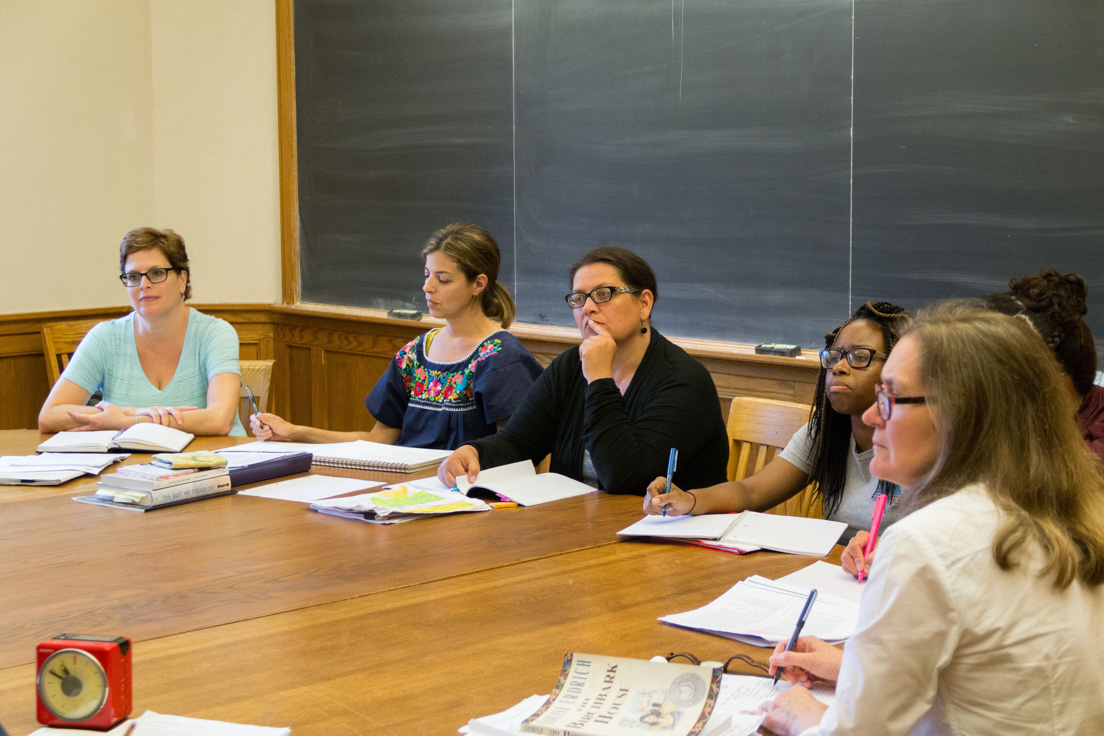 The national seminar on "Literature, Life Writing, and Identity" led by Jill Campbell, Professor of English at Yale University, July 2017.