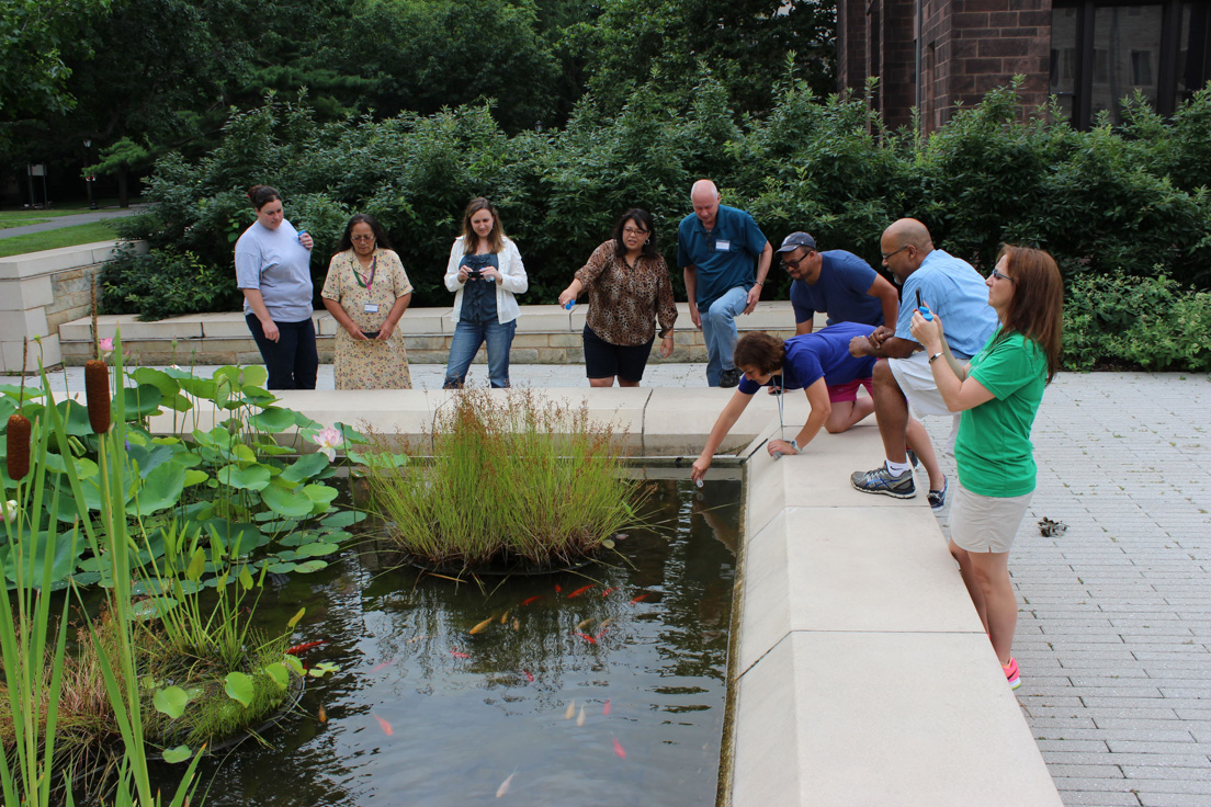 The national seminar on "Microbes Rule!" July 2014. (From left to right: National Fellows Maria Orton, Pittsburgh; Jolene R. Smith, Diné Nation; Kathleen Tysiak, Chicago; Vanessa Vitug, San José; Phil Carver, Charlotte; Valerie J. Schwarz, Richmond; Troy Holiday, Philadelphia; seminar leader Paul E. Turner; and National Fellow Arcadia A. Sloan, Tulsa.)