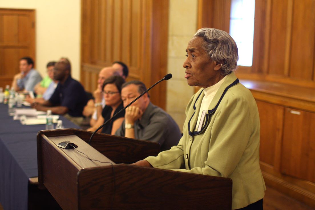 Plenary Session on the Teachers Institute Approach at the Intensive Session, July 2008. (Standing: Helen Faison, Director of the Pittsburgh Teachers Institute.)