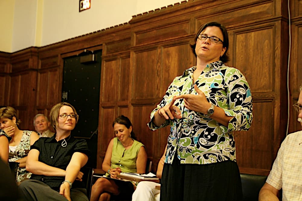 Plenary Session: Town Meeting on Developing and Sustaining a Teachers Institute at the Intensive Session, July 2008. (Standing: National Fellow Danielle Gothie, Santa Fe.)