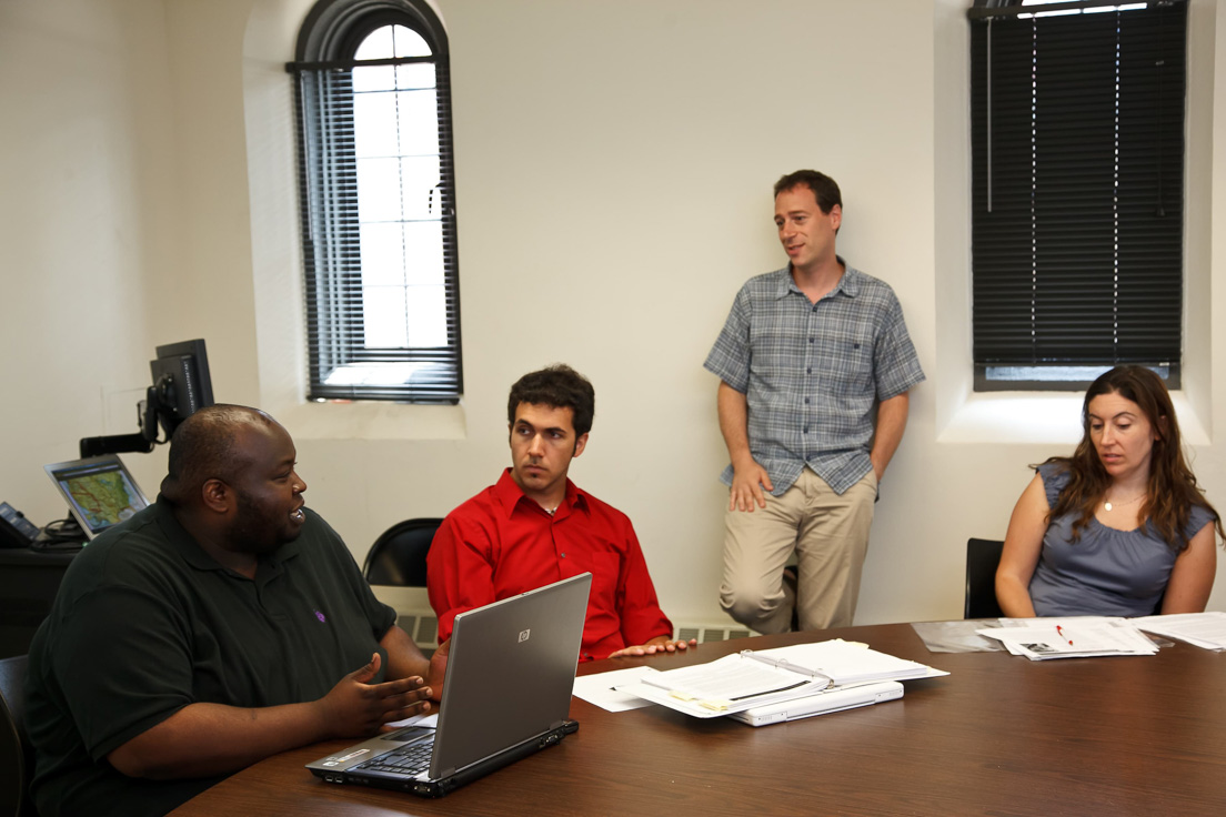 The national seminar on "The Idea of America," July 2011. (Left to
right: National Fellows Rodney Robinson, Richmond; Michael Husni,
New Castle County; seminar leader Bryan Garsten; and National
Fellow Laura Turner, Emery Unified.)