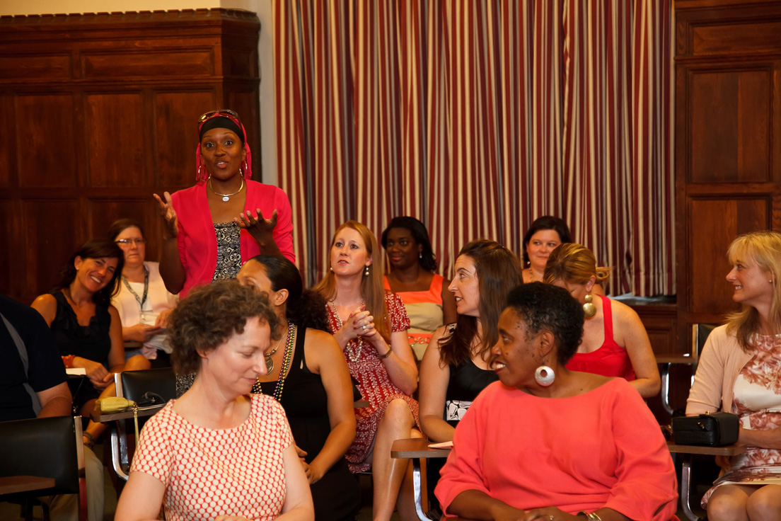 Town Hall Meeting on Developing and Sustaining a Teachers Institute
at the Intensive Session, July 2011. (Standing: National Fellow Intisar
K. Hamidullah, Charlotte.)