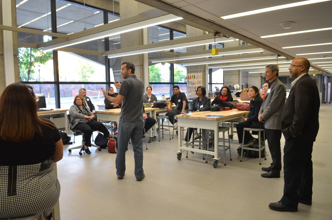 Break-out Session on Teaching Hands-On Science at the Annual Conference, October 2012. (Standing, left to right: New Haven Institute seminar leader Eric Dufresne; seminar leaders Gary W. Brudvig and Paul E. Turner.)