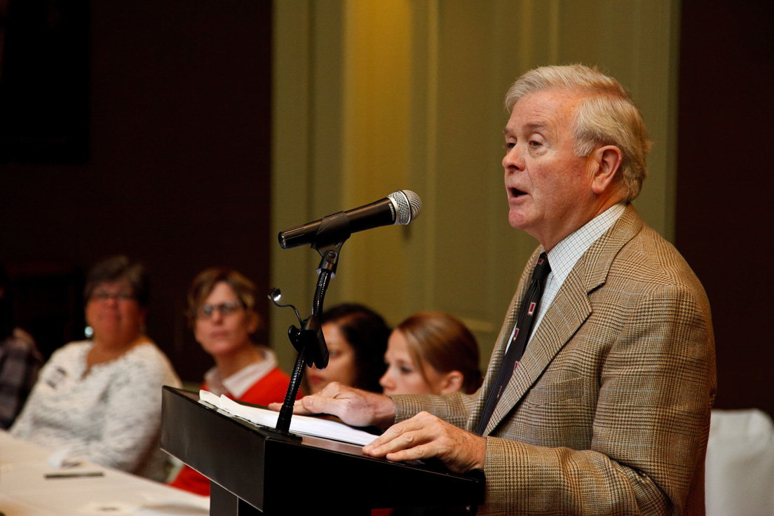 Opening Session at the Annual Conference, October 2010. (Standing: James R. Vivian, Director of the Yale National Initiative.)