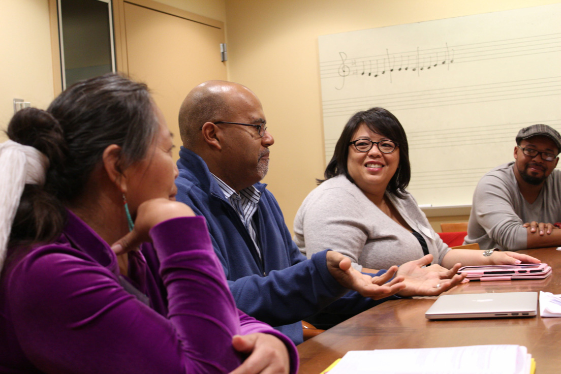 National seminar reunion on "Microbes Rule!" at the Annual Conference, October 31-November 1, 2014. (From left to right: National Fellow Jolene R. Smith, Diné Nation; seminar leader Paul E. Turner; National Fellows Vanessa Vitug, San José; and Troy Holiday, Philadelphia.)