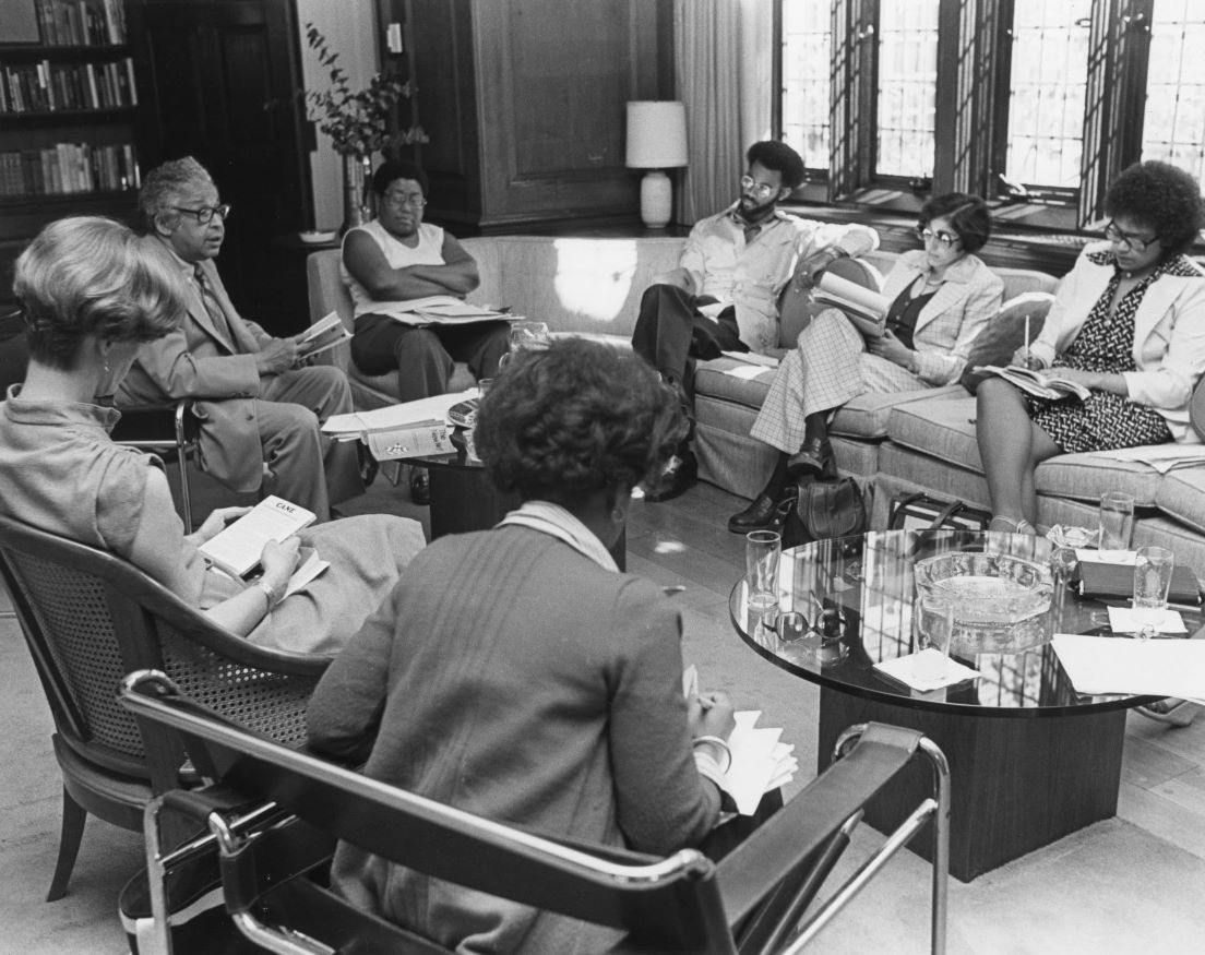 Charles T. Davis leading our 1978 seminar on 20th Century Afro-American Culture.